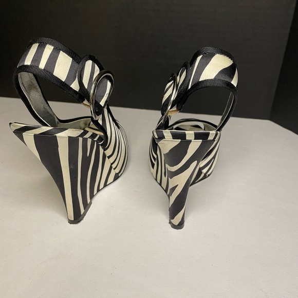 Jessica Simpson zebra print wedge heels in size 6 - Picture 4 of 5